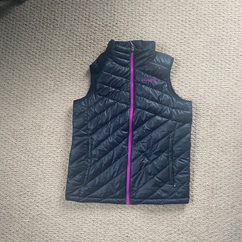 Columbia Black Puffer Vest